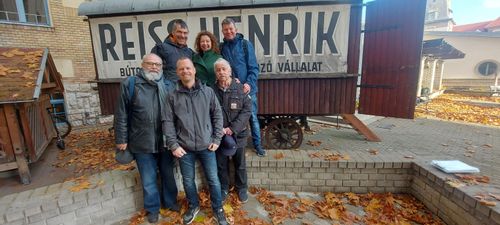 Bútorszállítóból rádióstúdió – 100 éves a magyar rádiózás